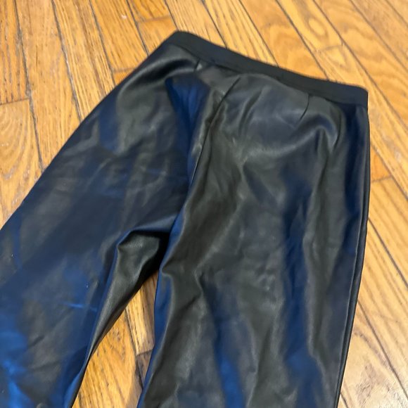 Reitmans (Willow & Thread) Faux Leather Pants - Picture 3 of 9